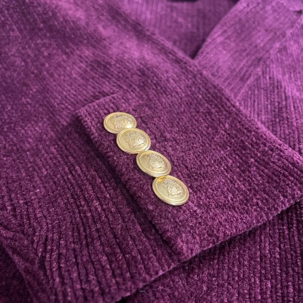 Lauren Ralph Lauren Burgundy Knit Blazer with Gold Crest Buttons - Picture 10 of 11